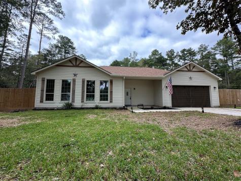 17324 E Hollyhill Drive Plantersville TX 77363