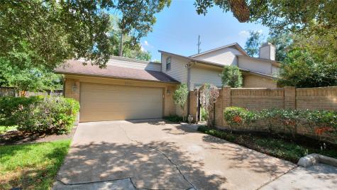 8003 Oakwood Forest Drive Houston TX 77040