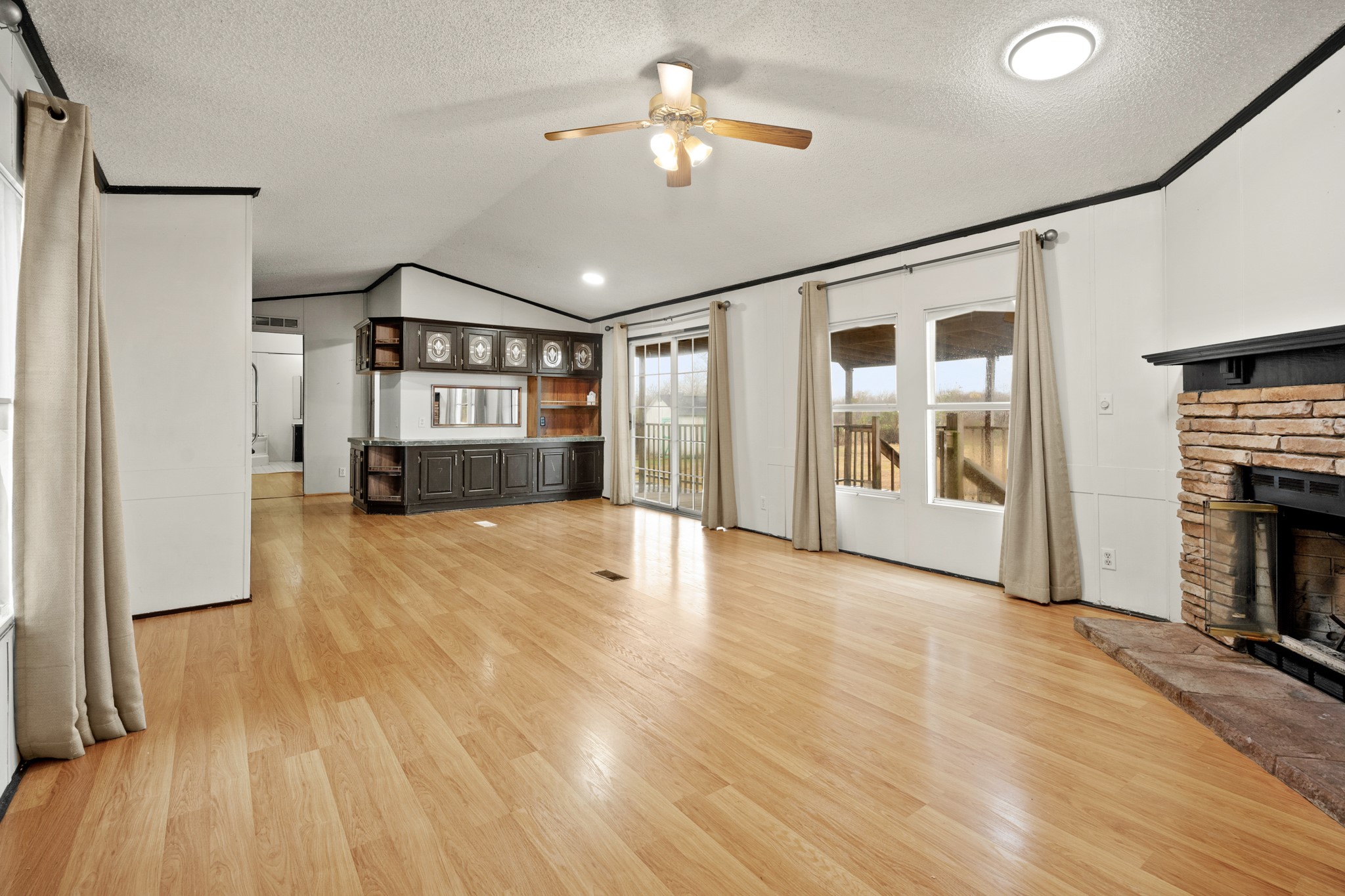 9910 County Road 200 Alvin TX 77511