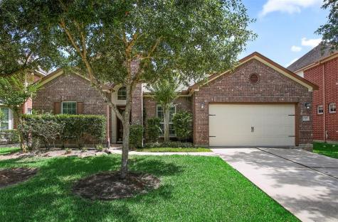 13315 Misting Falls Lane Pearland TX 77584