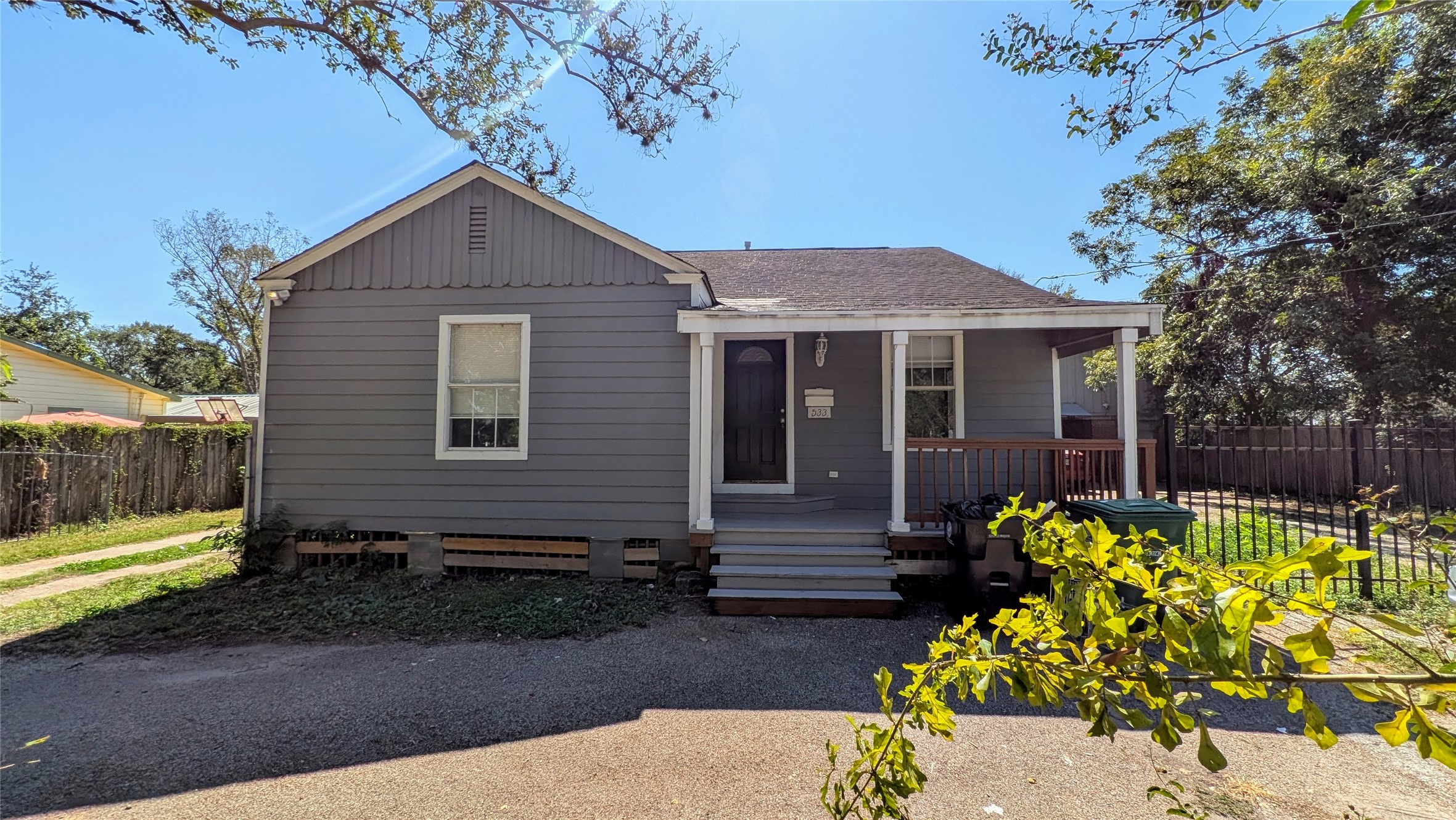 533 Hohldale Street Houston TX 77091