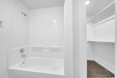21155 Gosling Road 24b Spring TX 77388