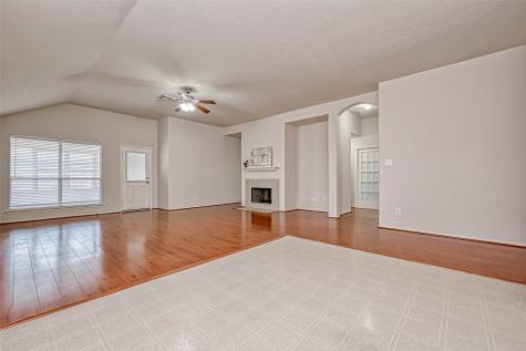 10422 Hamlet Vale Court Houston TX 77070