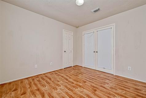10422 Hamlet Vale Court Houston TX 77070
