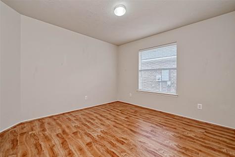 10422 Hamlet Vale Court Houston TX 77070