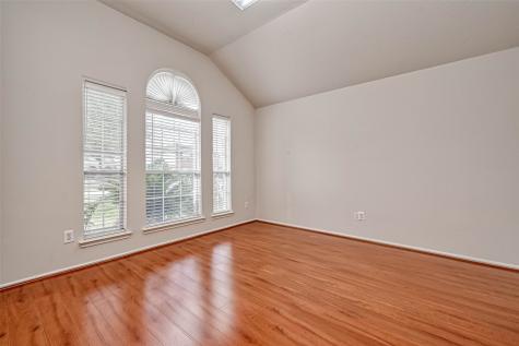 10422 Hamlet Vale Court Houston TX 77070
