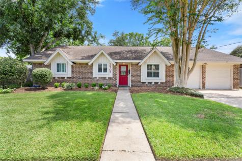 2703 Shakespeare Street Pearland TX 77581