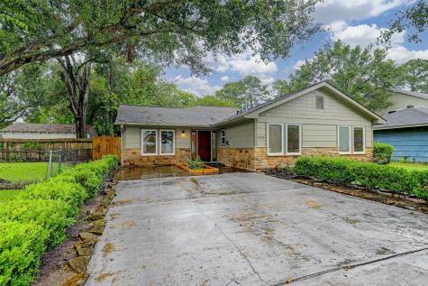 1526 Richelieu Lane Houston TX 77018