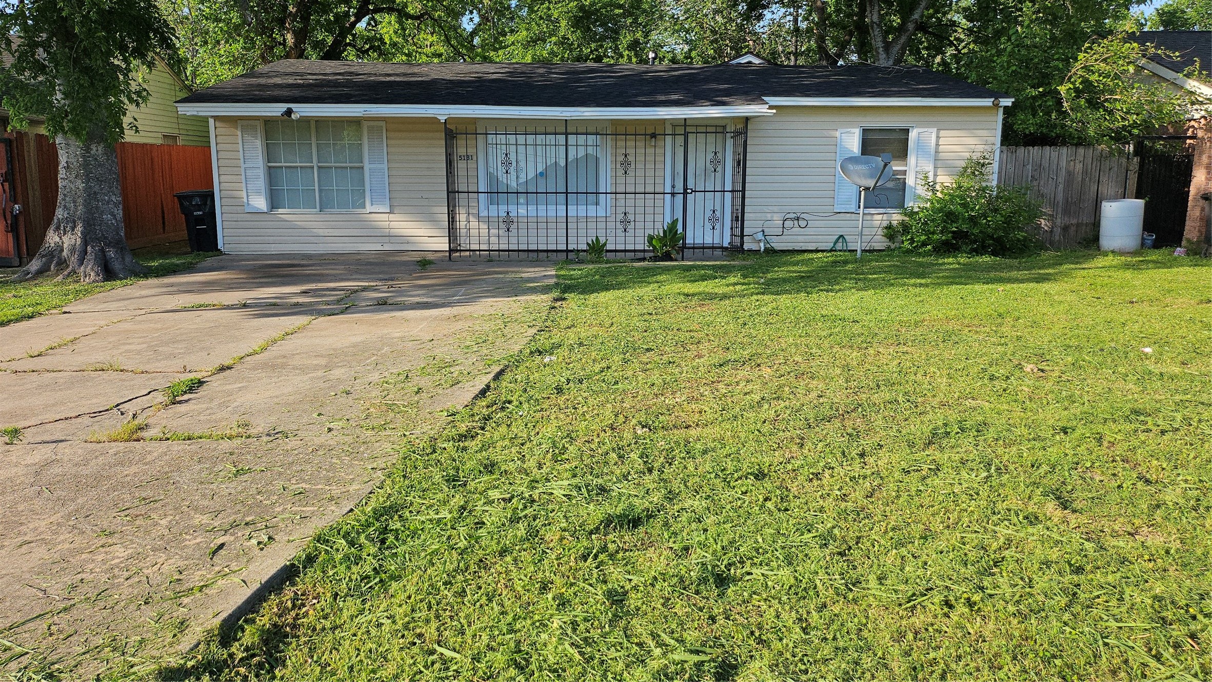 5131 Myrtlewood Street Houston TX 77033
