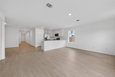 216 Amy Street Angleton TX 77515
