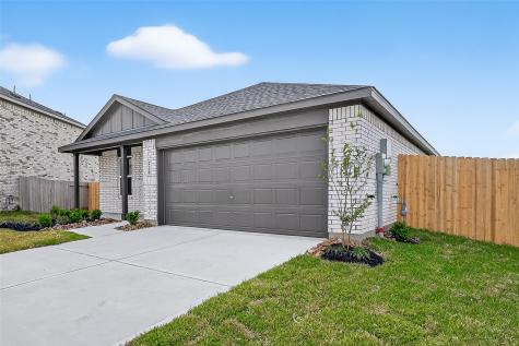 216 Amy Street Angleton TX 77515