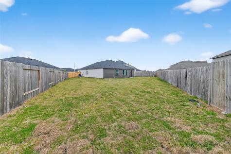 216 Amy Street Angleton TX 77515