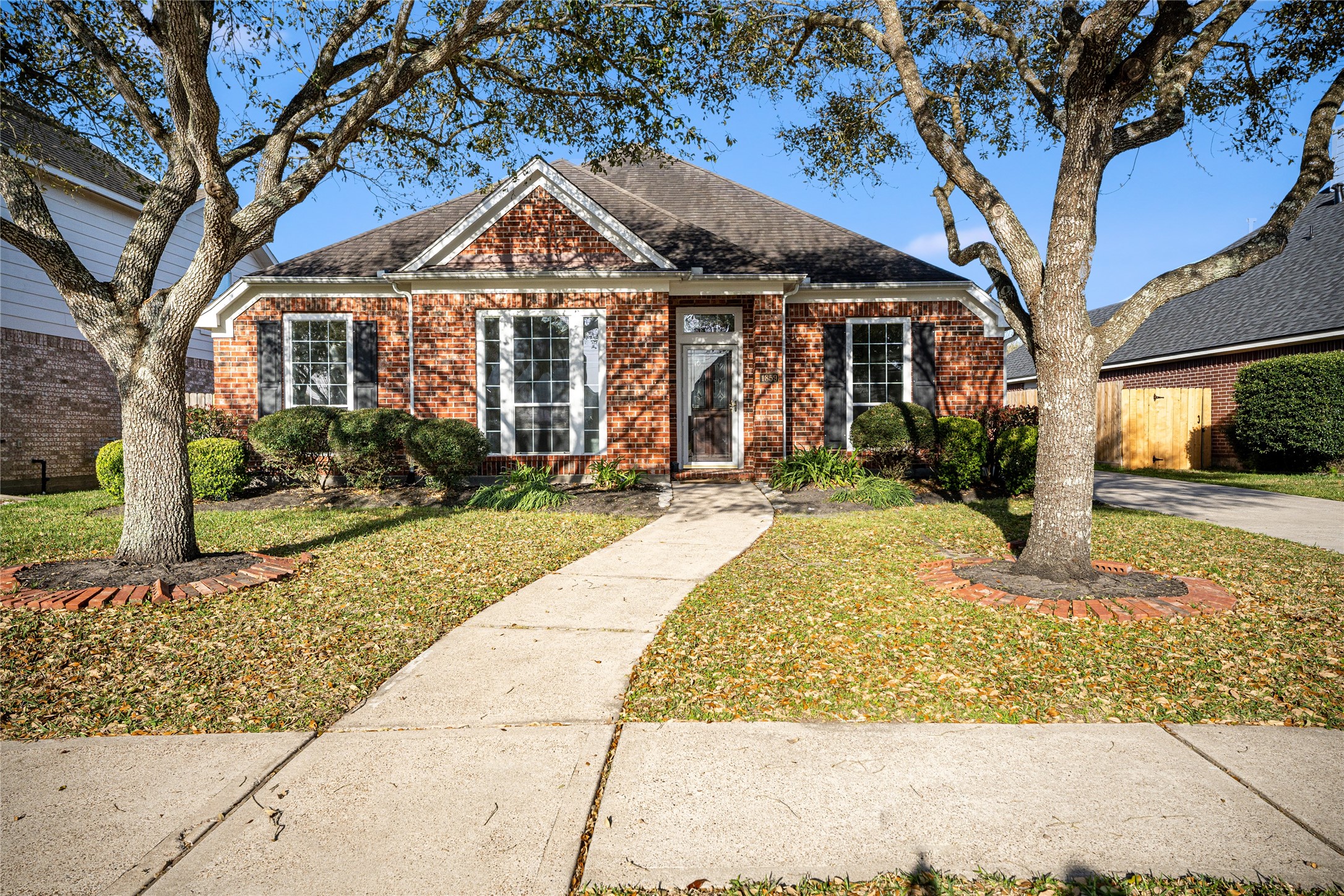 1859 Silent Shore Court League City TX 77573