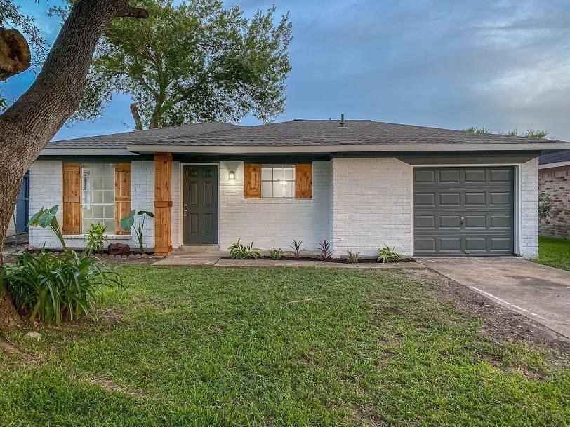 1827 Wren Drive League City TX 77573