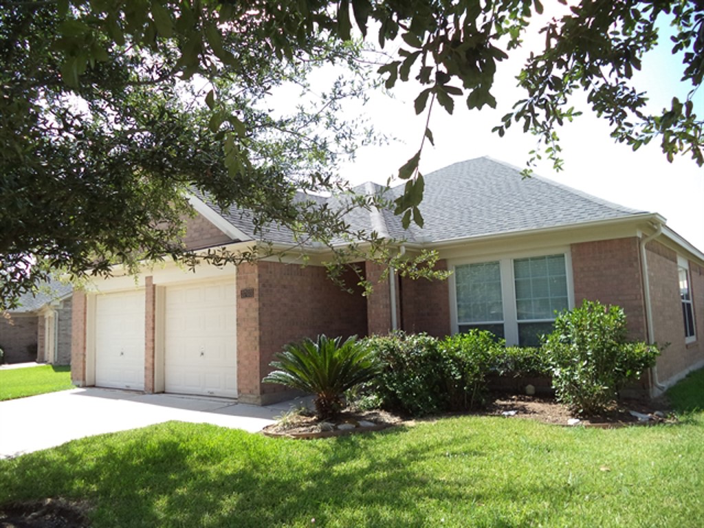 3703 Lake Edinburg Lane Richmond TX 77406