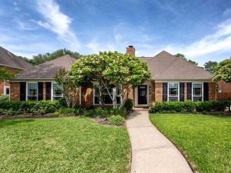 2310 Pebble Beach Drive League City TX 77573