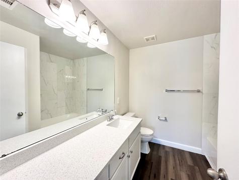2642 Steelhead Drive Houston TX 77045