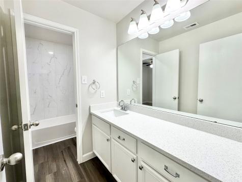 2642 Steelhead Drive Houston TX 77045