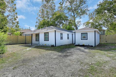 4134 Larkspur Street Houston TX 77051
