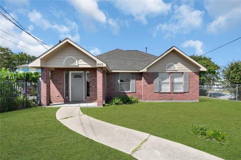 1602 Monroe Street Houston TX 77023