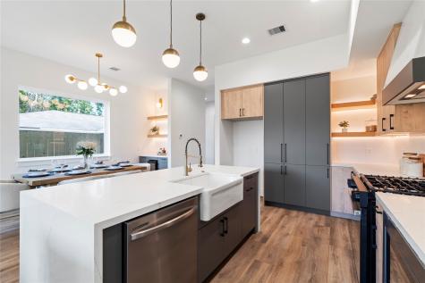 4218 Nichols Street Houston TX 77020