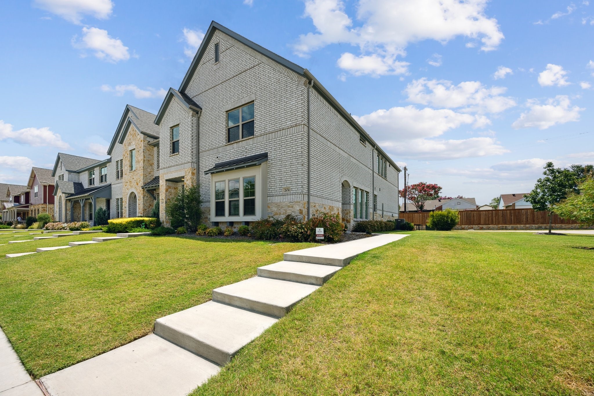 2674 Settlers Place Garland TX 75042