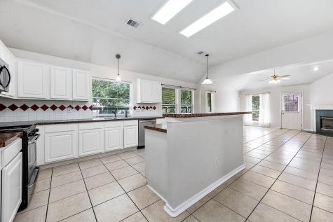3347 Pebble Beach Lane Pearland TX 77584