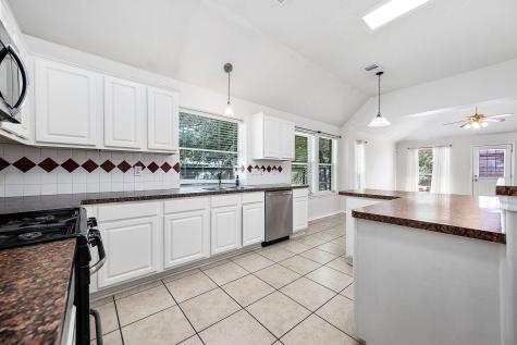 3347 Pebble Beach Lane Pearland TX 77584