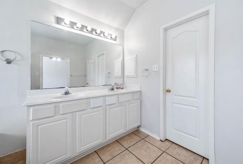 3347 Pebble Beach Lane Pearland TX 77584