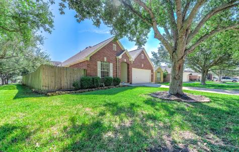 3347 Pebble Beach Lane Pearland TX 77584