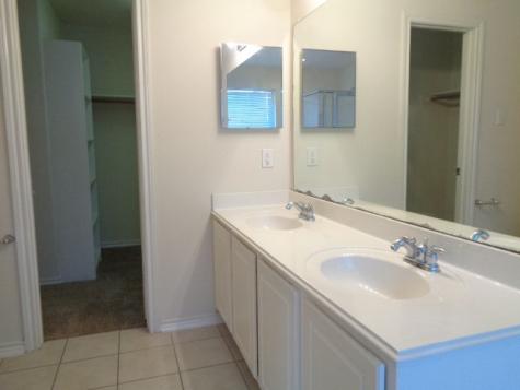 12451 Saratoga Woods Lane Humble TX 77346