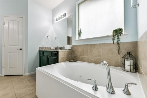 426 Holly Branch Lane Kemah TX 77565