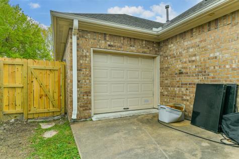 426 Holly Branch Lane Kemah TX 77565