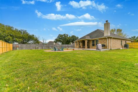 426 Holly Branch Lane Kemah TX 77565