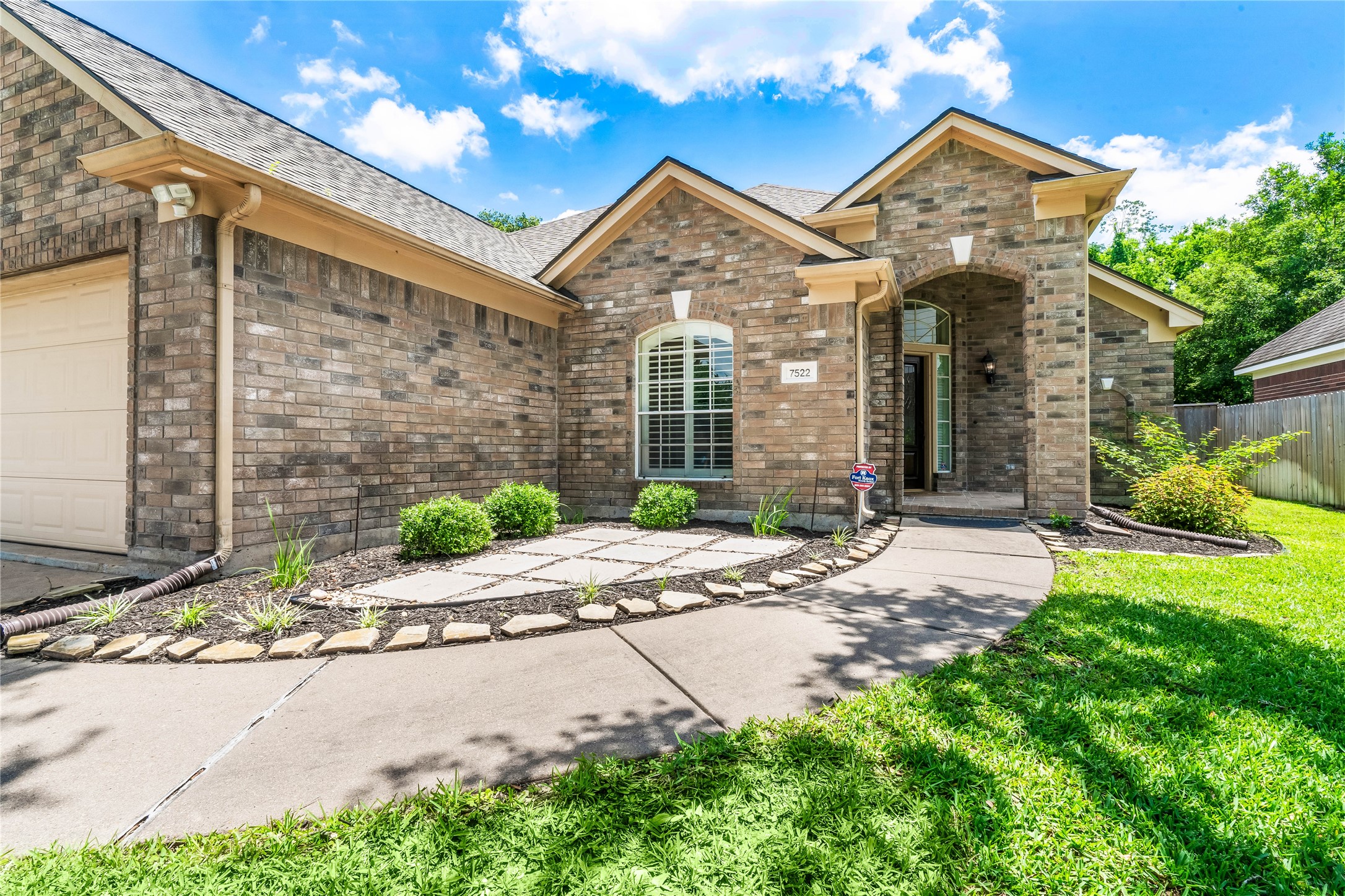 7522 Broken Oak Lane Sugar Land TX 77479