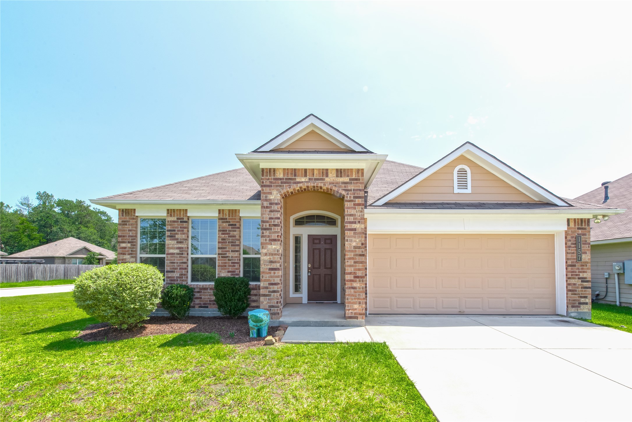 1157 Shadow Glenn Drive Conroe TX 77301