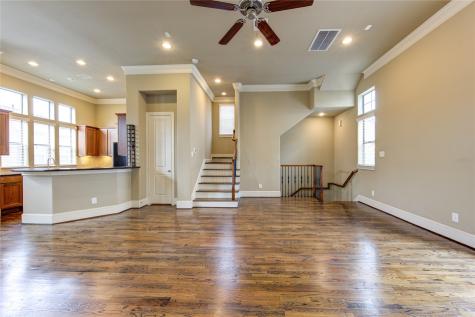 5826 Darling Street Houston TX 77007