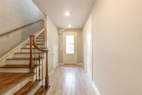 5826 Darling Street Houston TX 77007