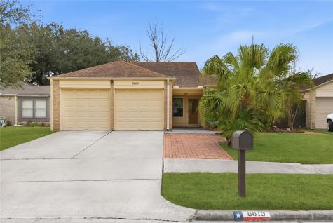 8819 Kindlewood Drive Houston TX 77099