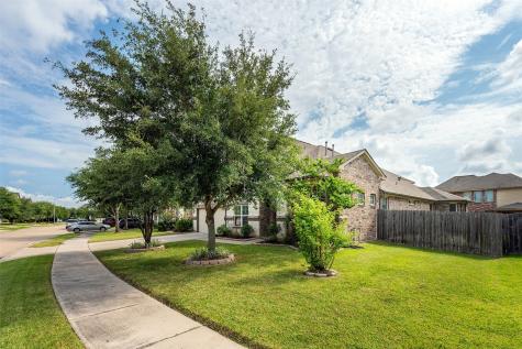 5214 Lotus Canyon Court Richmond TX 77407