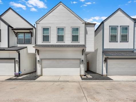 8451 Berry Brush Lane Houston TX 77022