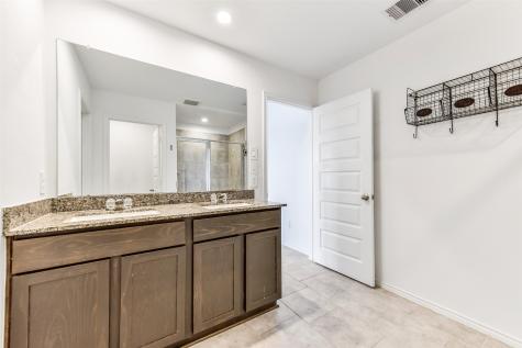 7515 Fierce Friesian Lane Rosharon TX 77583