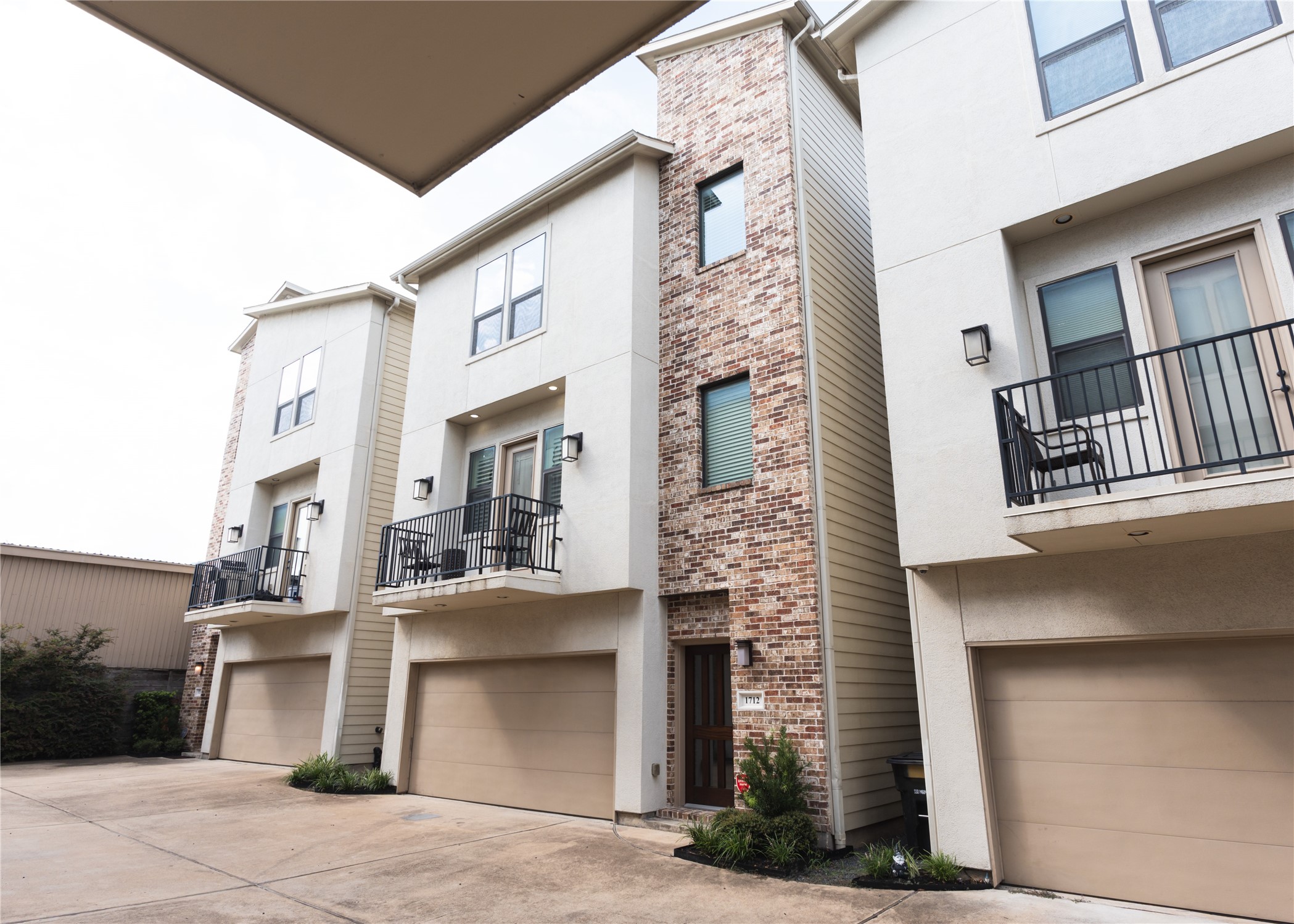 1712 Live Oak Street Houston TX 77003