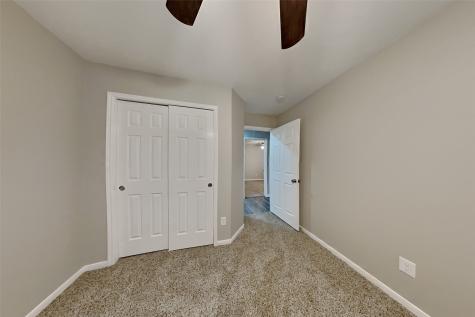 3701 Oak Crossing Drive Pearland TX 77581