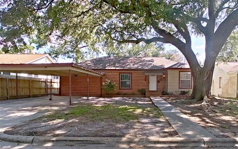 706 E Gulf Street Baytown TX 77520