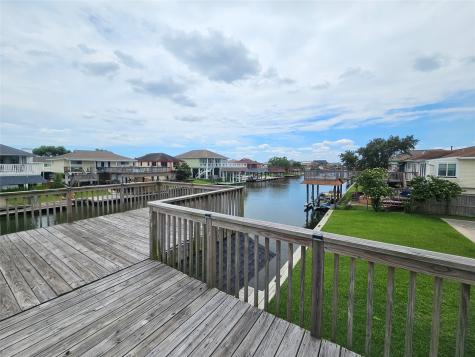 812 Marlin Street Bayou Vista TX 77563