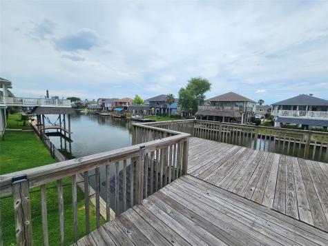 812 Marlin Street Bayou Vista TX 77563
