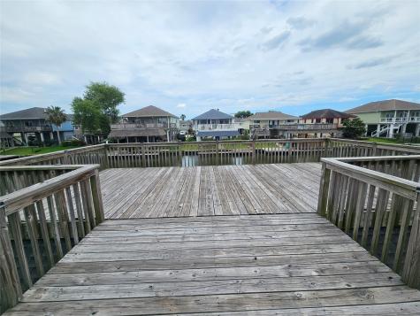 812 Marlin Street Bayou Vista TX 77563