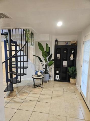 812 Marlin Street Bayou Vista TX 77563