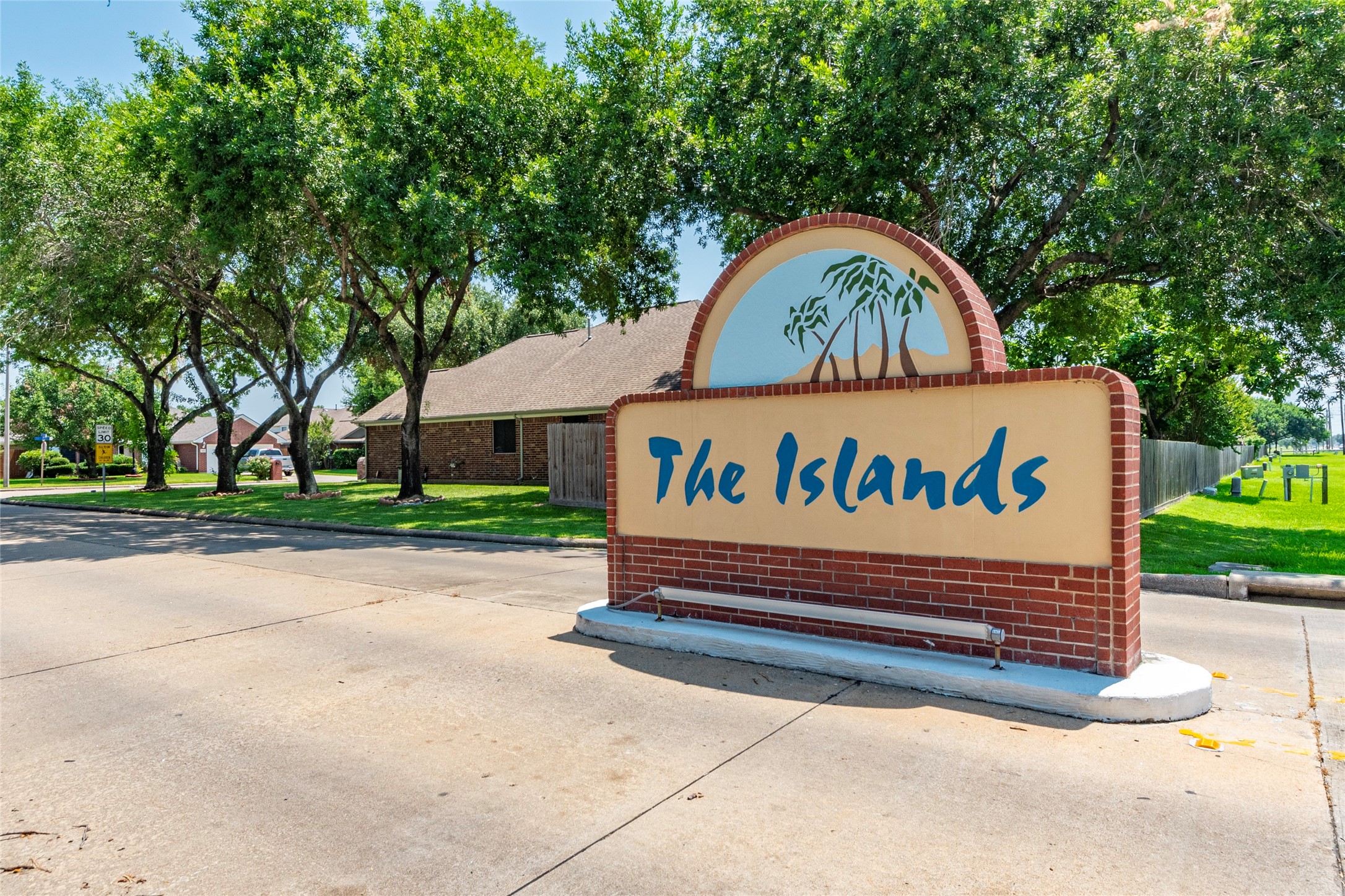 1437 26th Avenue N Texas City TX 77590